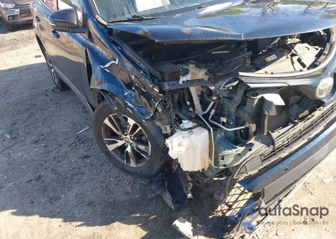 2018 Toyota Rav4 Xle из США, поврежденный, VIN JTMWFREV5JJ739619